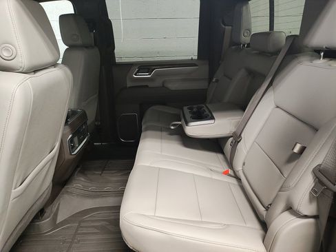 New 2026 GMC Sierra 2500 SLT image 26