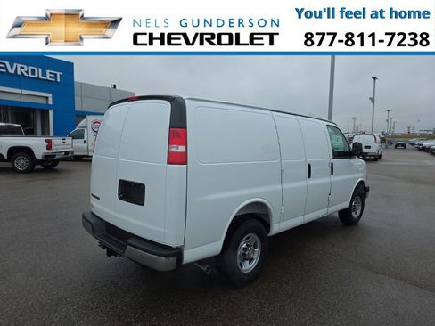 New 2025 Chevrolet Express 2500 w/ Driver Convenience Package RWD image 7