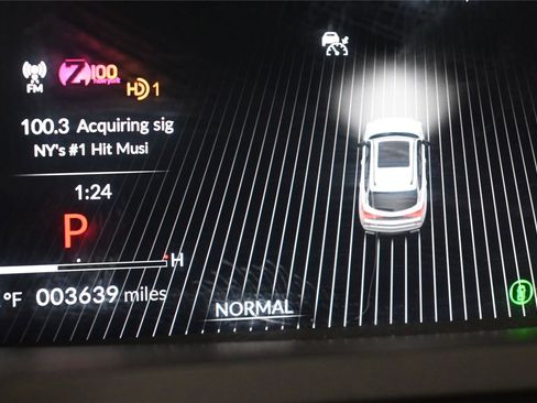 Certified 2026 Acura MDX FWD w/ Technology Package image 3
