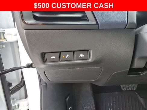 New 2026 Nissan Sentra SL FWD image 17