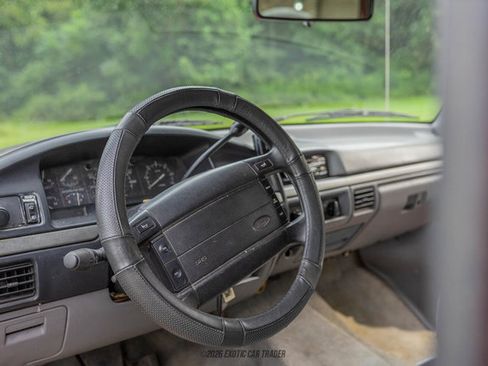 Used 1995 Ford Bronco XLT AWD/4WD image 32
