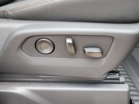 New 2026 GMC Sierra 1500 AT4 w/ AT4 Premium Package image 40