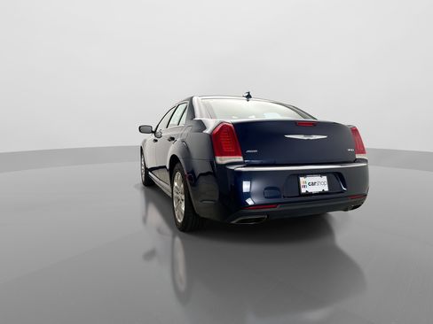 Used 2017 Chrysler 300 Limited AWD/4WD image 3