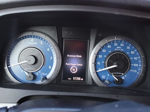 Used 2015 Toyota Sienna XLE Premium FWD image 10