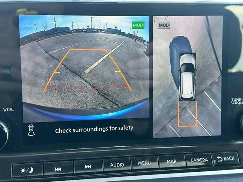 Used 2023 Nissan Rogue SL w/ SL Premium Package image 25