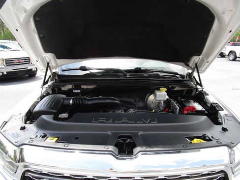 Used 2019 RAM 1500 Limited AWD/4WD image 38