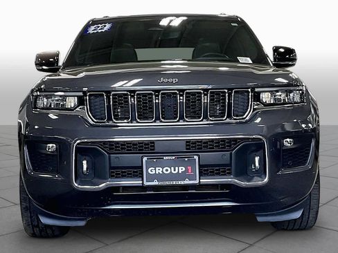 Used 2022 Jeep Grand Cherokee Overland AWD/4WD image 4