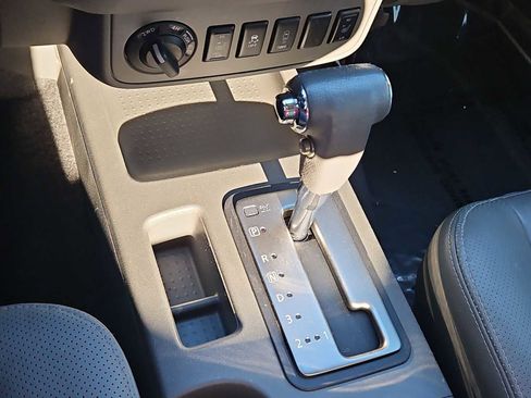 Used 2019 Nissan Frontier SL image 33