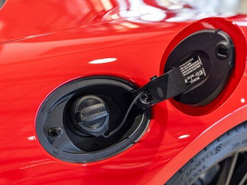 Used 2020 Porsche 911 Carrera S image 40