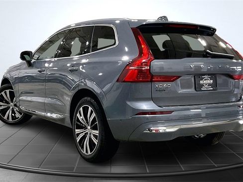 Certified 2023 Volvo XC60 B5 Ultimate w/ Climate Package image 14