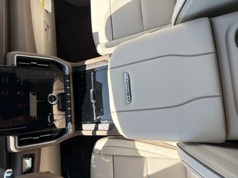 New 2026 GMC Yukon XL Denali w/ Denali Reserve Package AWD/4WD image 31