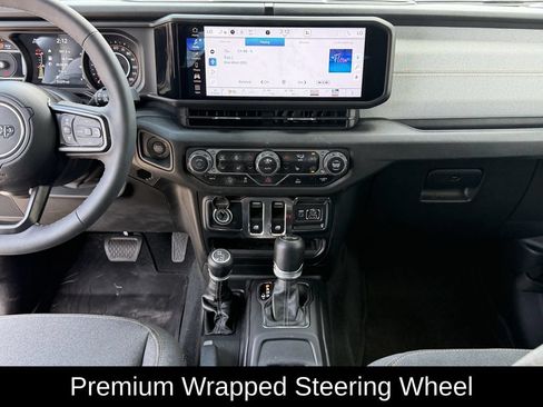 Used 2024 Jeep Wrangler Sport AWD/4WD image 15