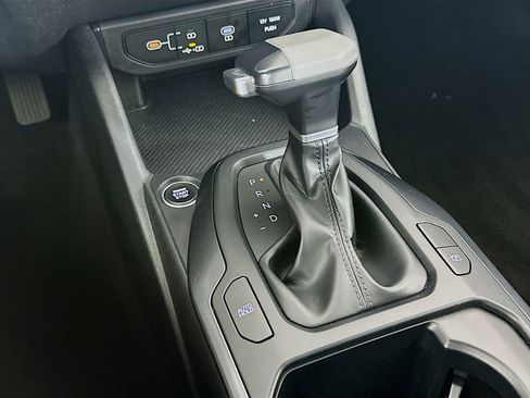 Used 2025 Kia K4 FWD image 24