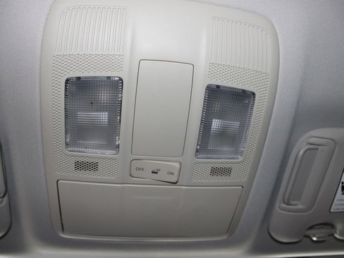 Used 2015 MAZDA MAZDA6 Touring image 23