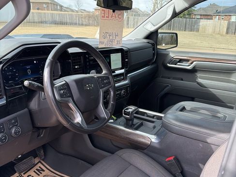 Used 2022 Chevrolet Silverado 1500 LT Trail Boss image 25