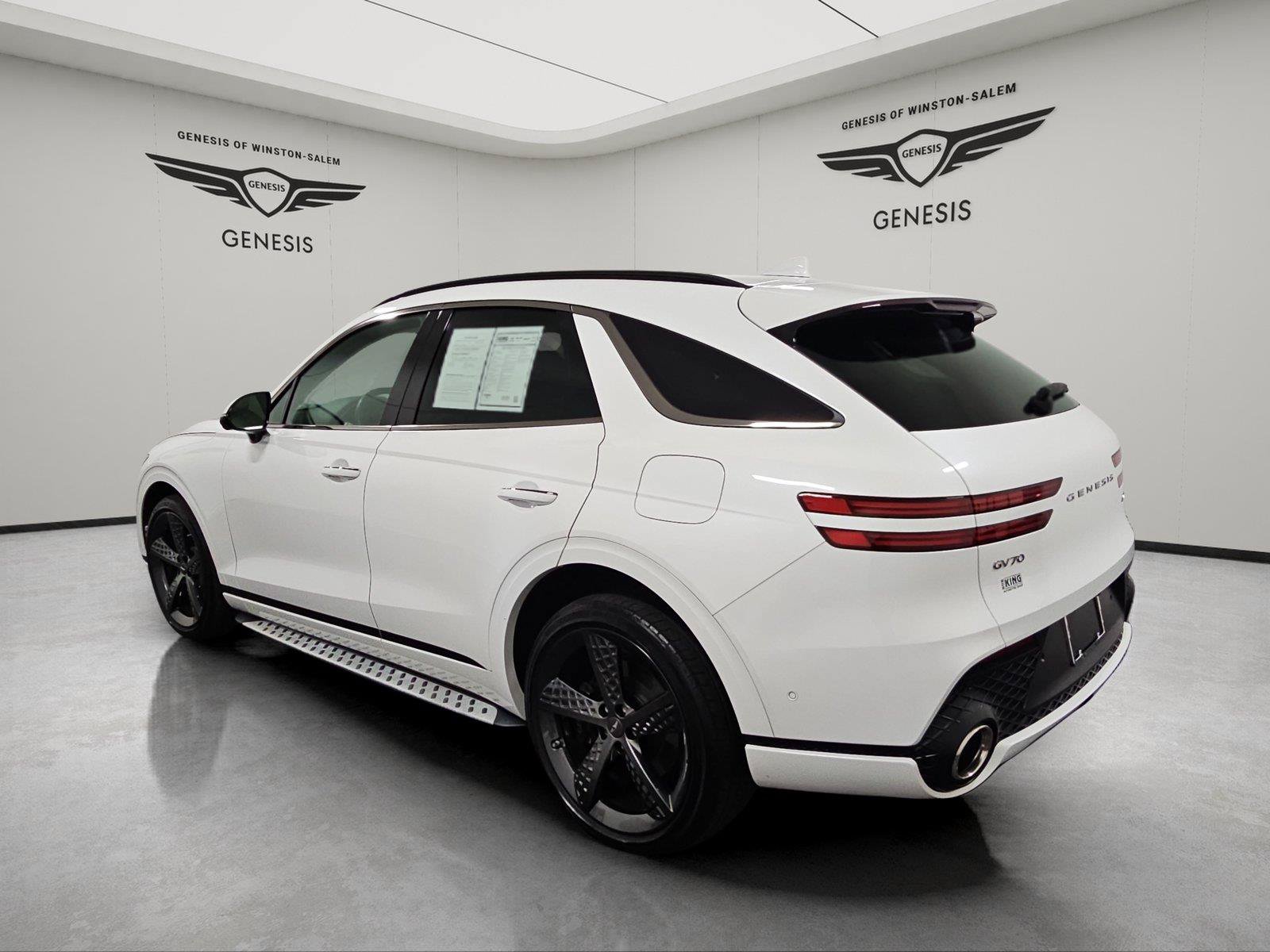 Used 2025 Genesis GV70 3.5T Sport w/ Sport Advanced Package AWD/4WD image 3
