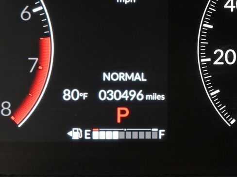 Used 2024 Honda Pilot EX-L image 10