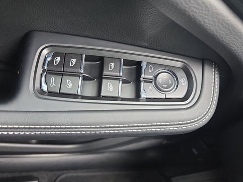Certified 2026 Porsche Macan GTS AWD/4WD image 15
