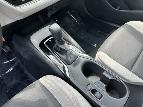 Certified 2025 Toyota Corolla LE FWD image 26