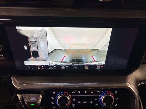 Used 2025 GMC Sierra 1500 Denali Ultimate image 12