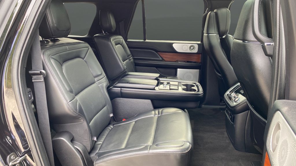 Used 2019 Lincoln Navigator L Reserve w/ Cargo Package AWD/4WD image 25