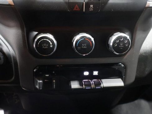 Certified 2021 RAM 2500 Big Horn image 30