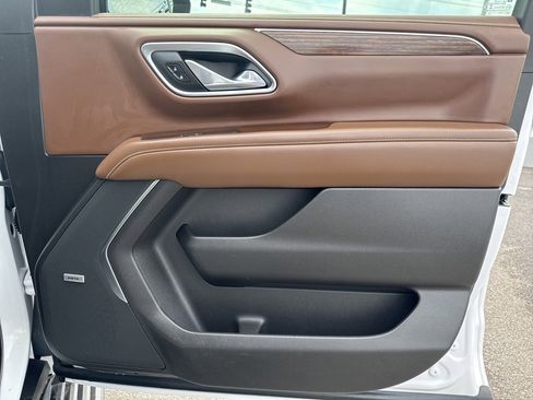 Used 2021 Chevrolet Tahoe High Country image 30