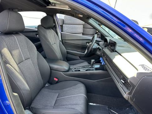 Used 2023 Honda Accord Sport image 29
