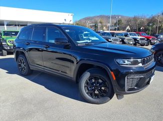 New 2026 Jeep Grand Cherokee Altitude video 2