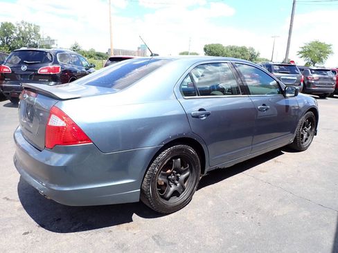 Used 2011 Ford Fusion SE w/ 201A Rapid Spec Order Code FWD image 6