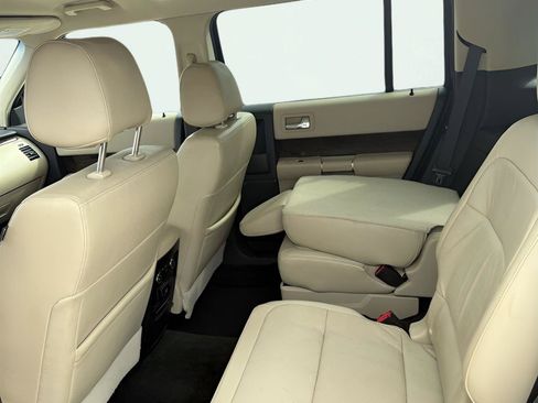Used 2018 Ford Flex Limited w/ Equipment Group 301A AWD/4WD image 10