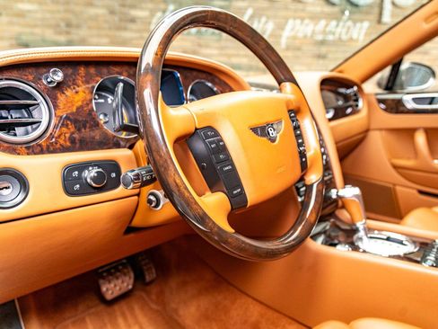 Used 2006 Bentley Flying Spur Flying Spur image 38