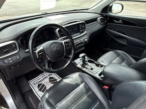 Used 2019 Kia Sorento EX FWD image 45