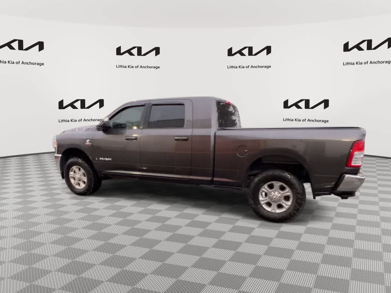 Used 2020 RAM 3500 Big Horn w/ Level 1 Equipment Group AWD/4WD image 6