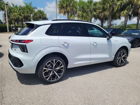 New 2026 Audi Q3 quattro 2.0T AWD/4WD image 5