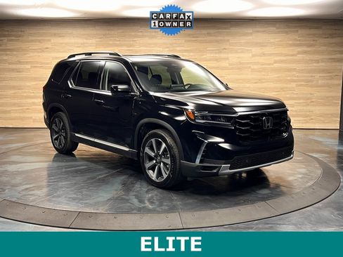 Used 2025 Honda Pilot Elite image 1