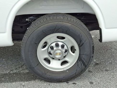 New 2025 Chevrolet Express 3500 WT Van w/ Driver Convenience Package image 5