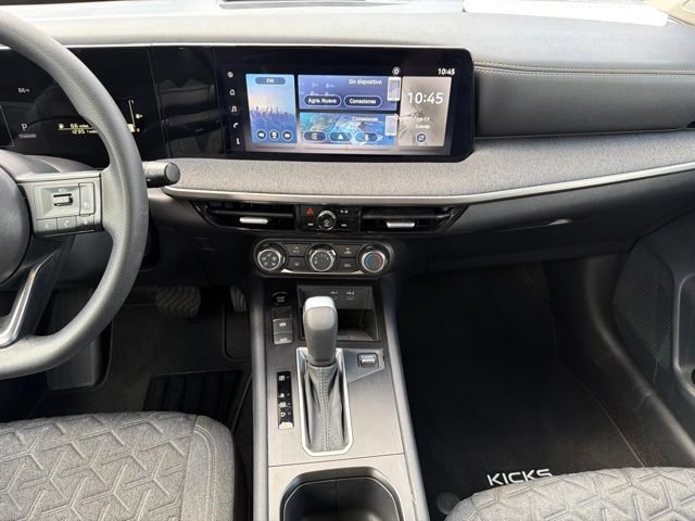 Used 2025 Nissan Kicks SV FWD image 19