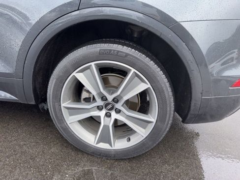 Used 2019 Audi Q5 2.0T Premium Plus w/ Premium Plus Package image 11