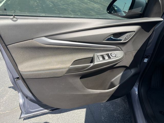 Certified 2023 Chevrolet Bolt EUV LT w/ Driver Confidence Package FWD image 11