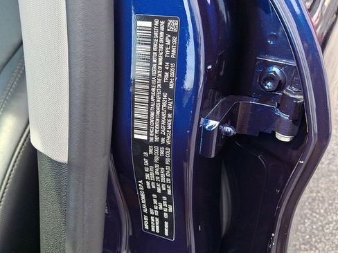 Used 2018 Alfa Romeo Stelvio Base w/ Cold Weather Package image 27