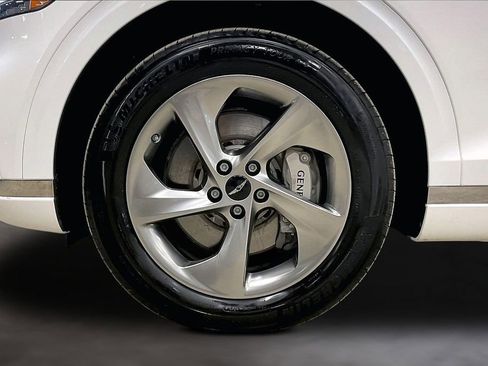 Used 2026 Genesis GV70 2.5T AWD/4WD image 32
