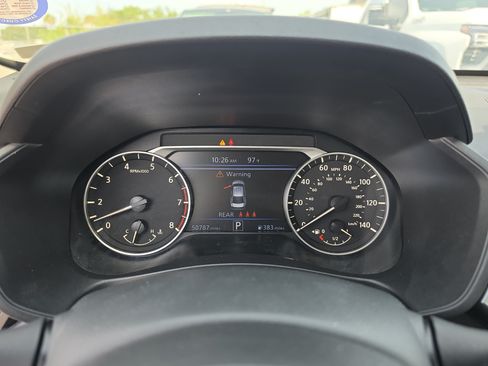 Used 2024 Nissan Altima 2.5 SV FWD image 19