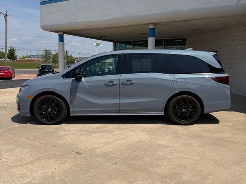 Certified 2025 Honda Odyssey Sport-L image 2