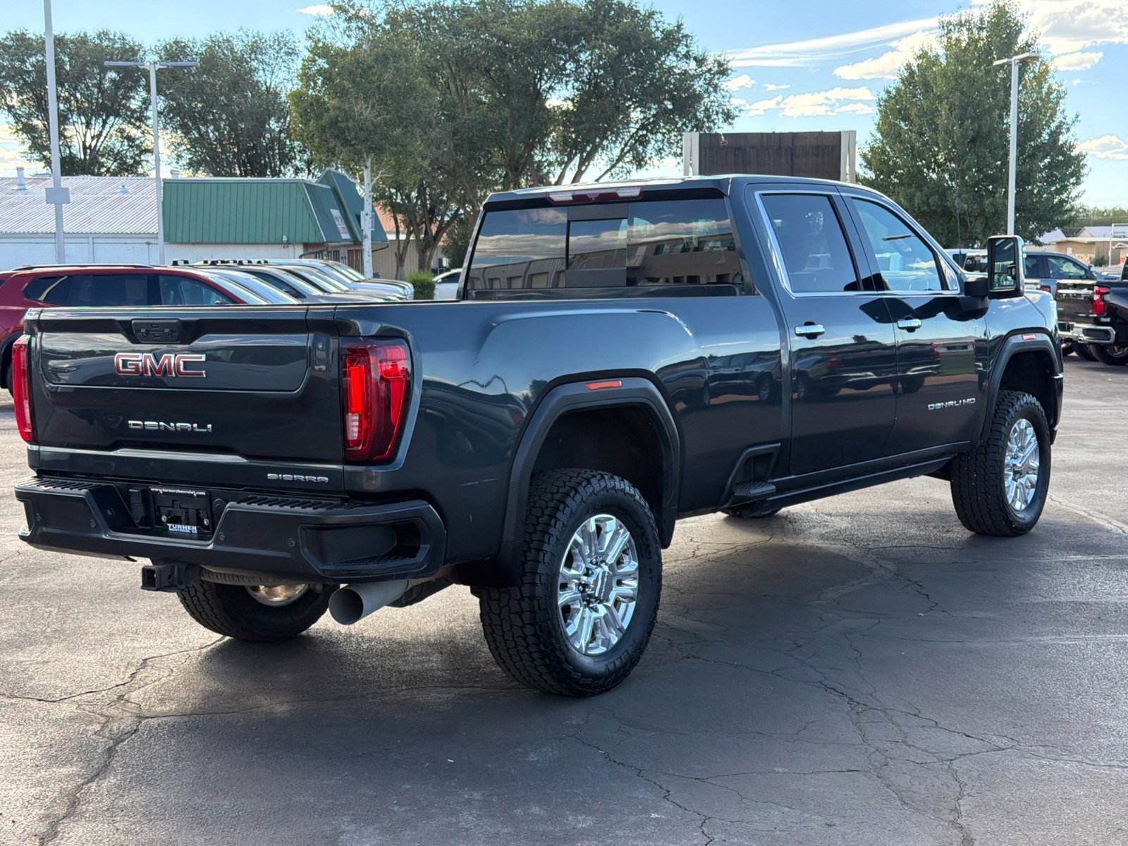 Used 2022 GMC Sierra 3500 Denali AWD/4WD image 4