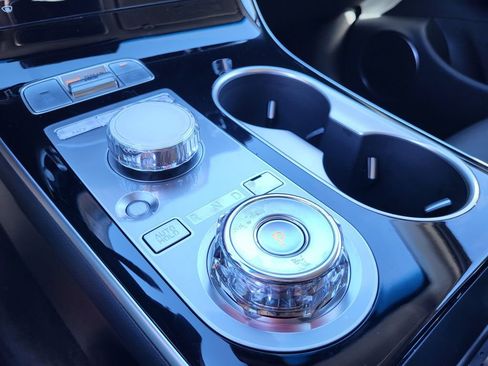 New 2026 Genesis GV70 2.5T image 25