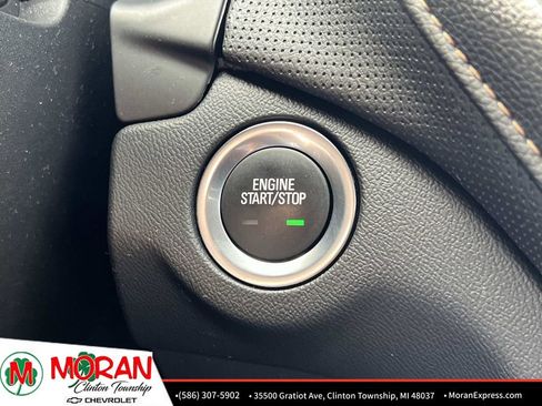 Certified 2024 Chevrolet Equinox Premier FWD image 24