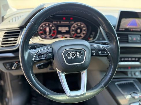 Used 2019 Audi Q5 Premium w/ Premium Plus Package AWD/4WD image 12
