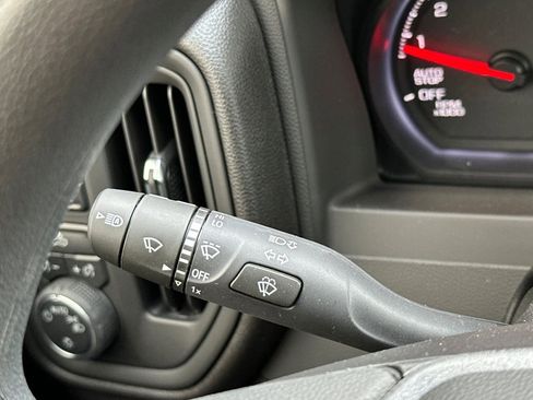 New 2025 Chevrolet Silverado 1500 Custom image 27