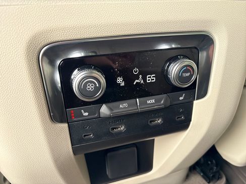 New 2026 GMC Yukon Denali AWD/4WD image 46